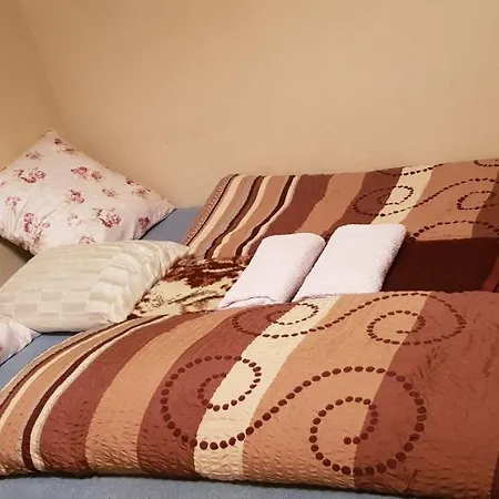 Appartement Schone Moblierte Whng In Boblingen. Zentrale Lage. *